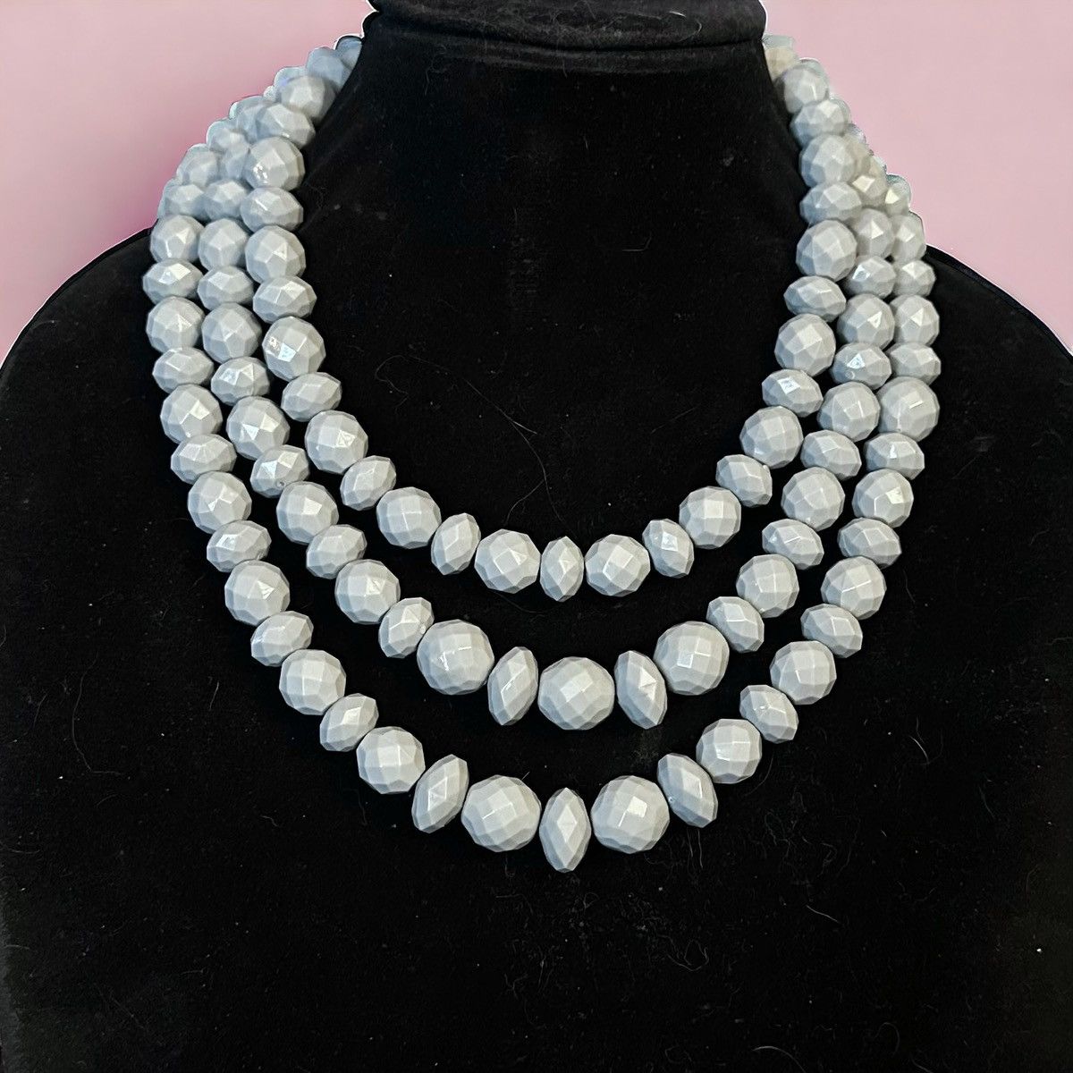 Other Sugarfix multi strand chunky layered gray bead necklace Size ONE SIZE - 1 Thumbnail