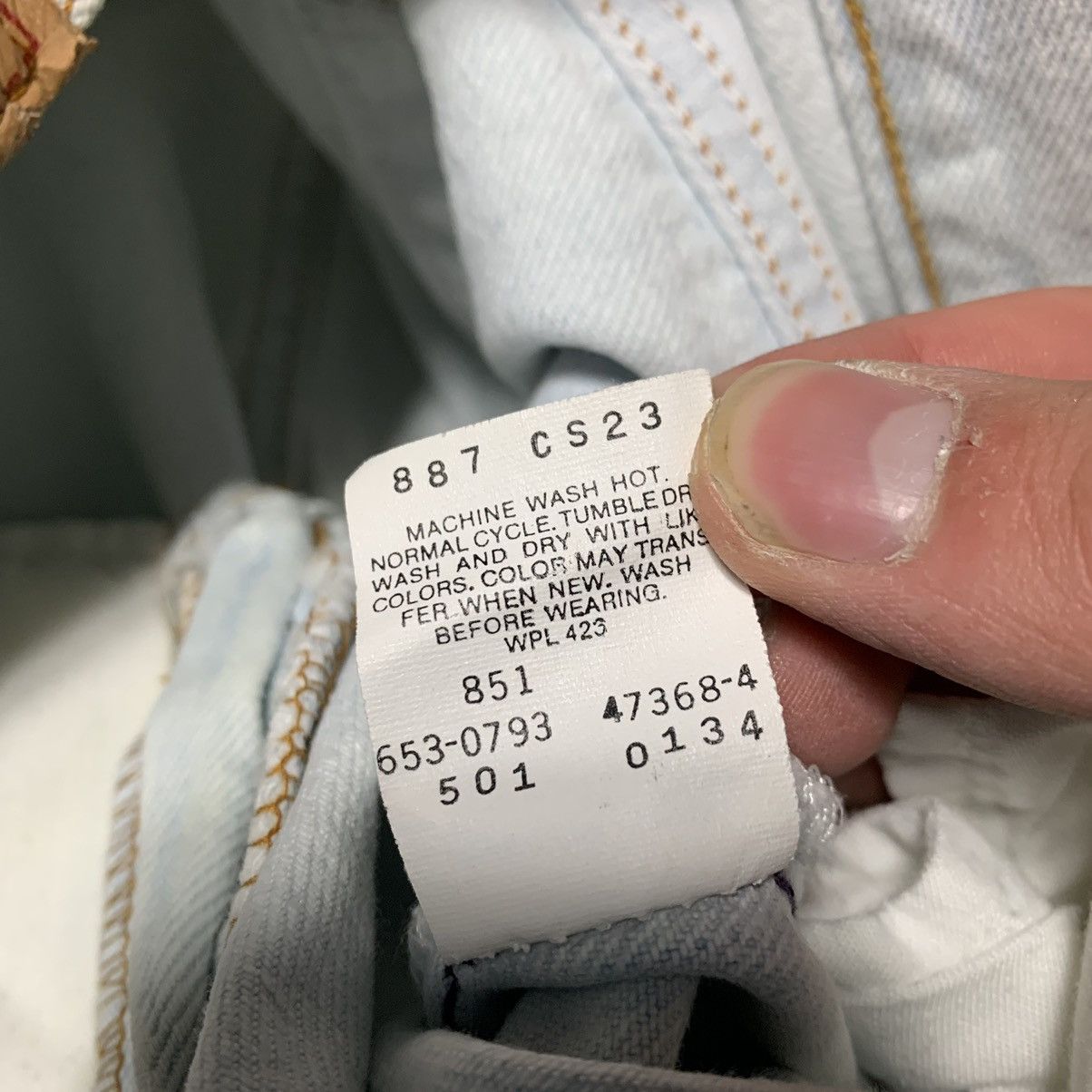Levi's 80s Vintage Levi's 501 Made In USA Distressed Jeans 33x32 Size US 33 - 8 Thumbnail