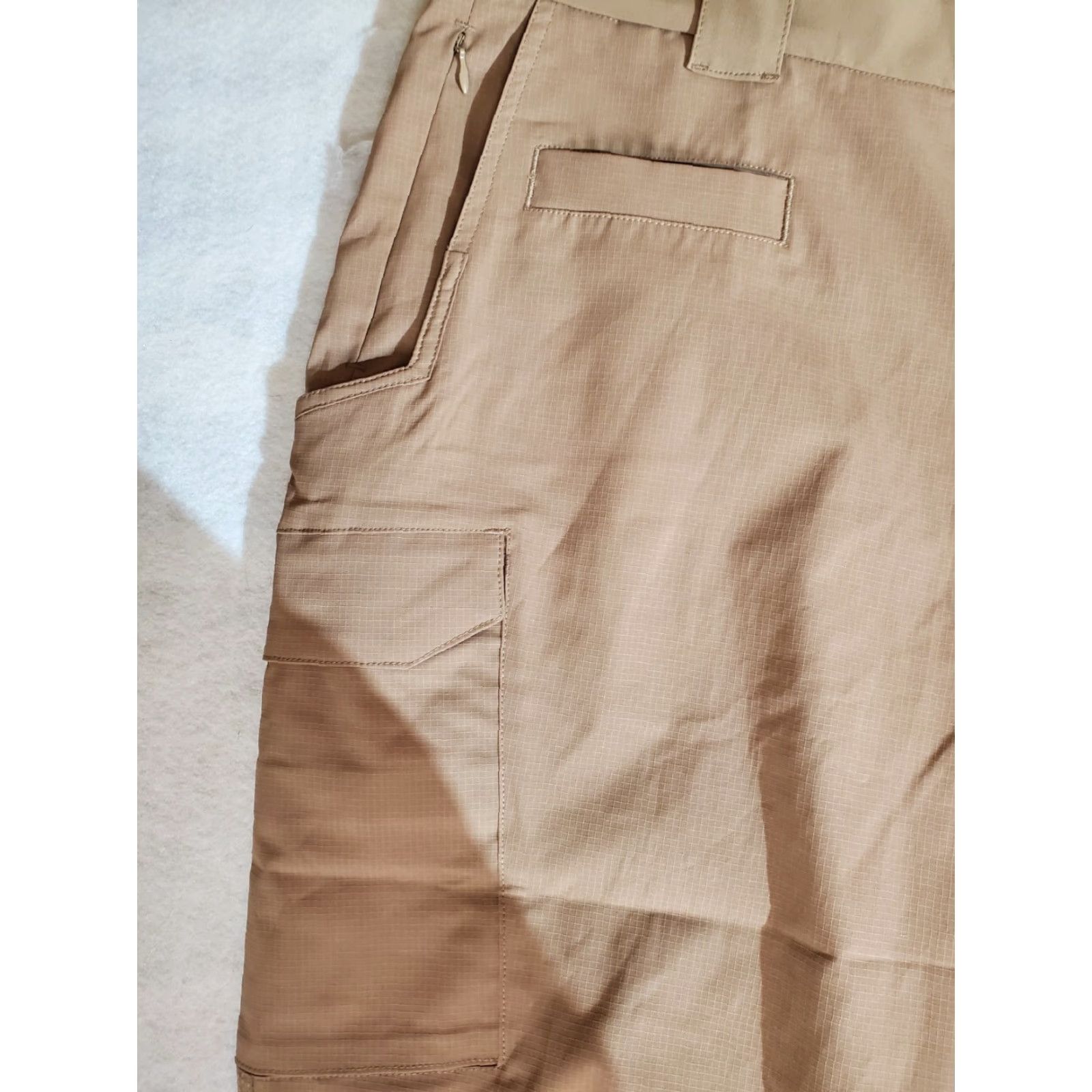 Vintage **GALLS Signature WOMENS Khaki 24x30 Elite Ops TACTICAL PANTS** User: **GALLS Signature WOMENS Khaki Elite Ops TACTICAL PANTS 24x30** Size 42" / US 20 - 5 Thumbnail