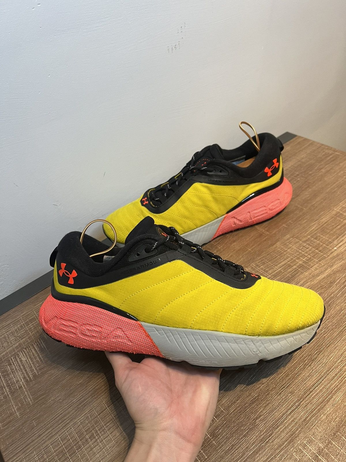 Under Armour Sample HOVR Mega Size 11.5 Mens Running Shoes