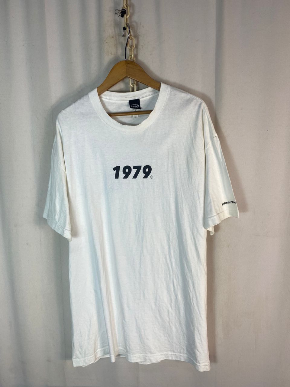 Vintage “No music no life” tower records tshirt by youth loser 1997 Size US XL / EU 56 / 4 - 1 Thumbnail