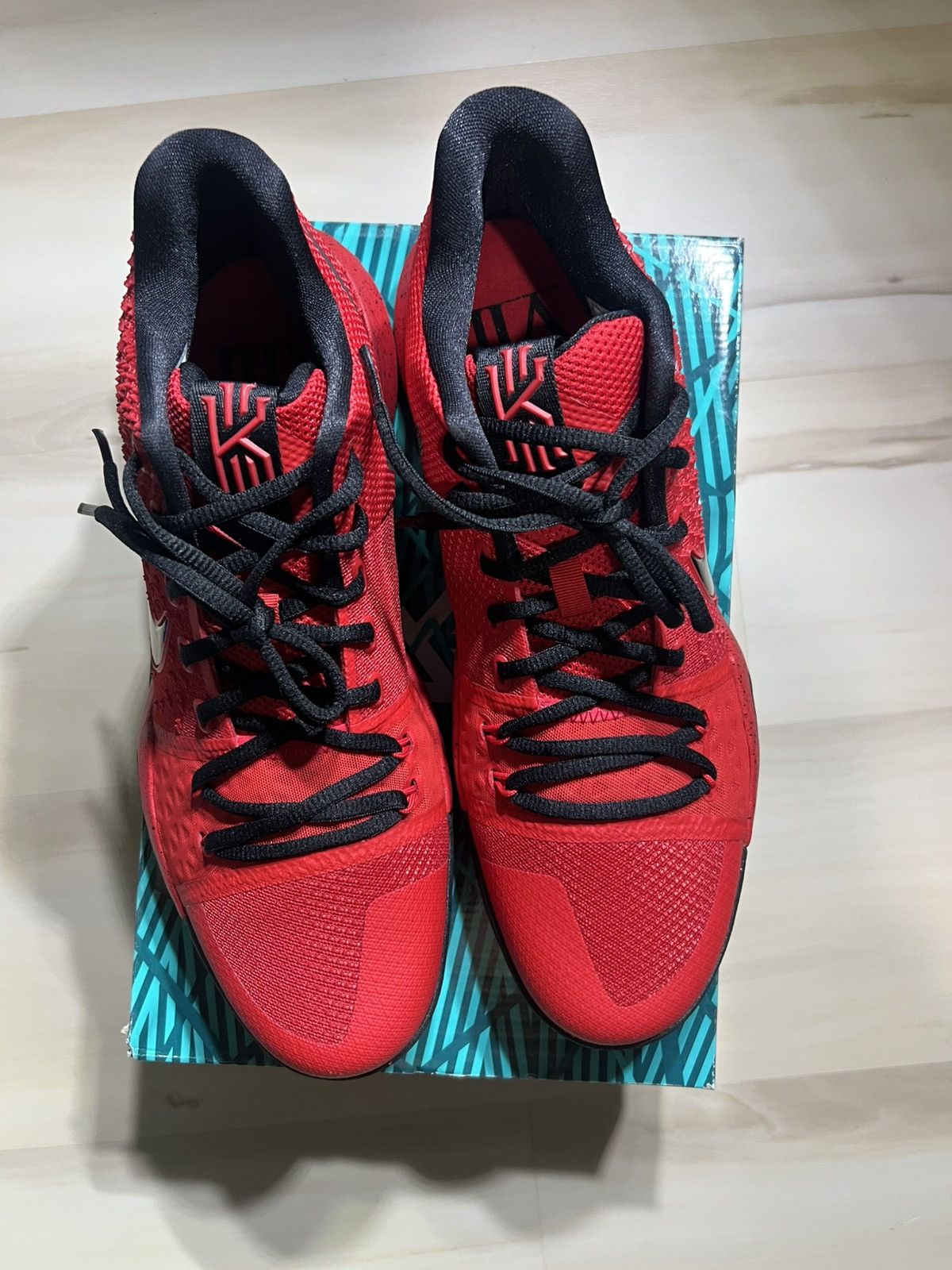 Nike Nike Kyrie 3 Candy Apple Red Size 11 Men’s SKU 852395600 Ds Size US 11 / EU 44 - 8 Thumbnail