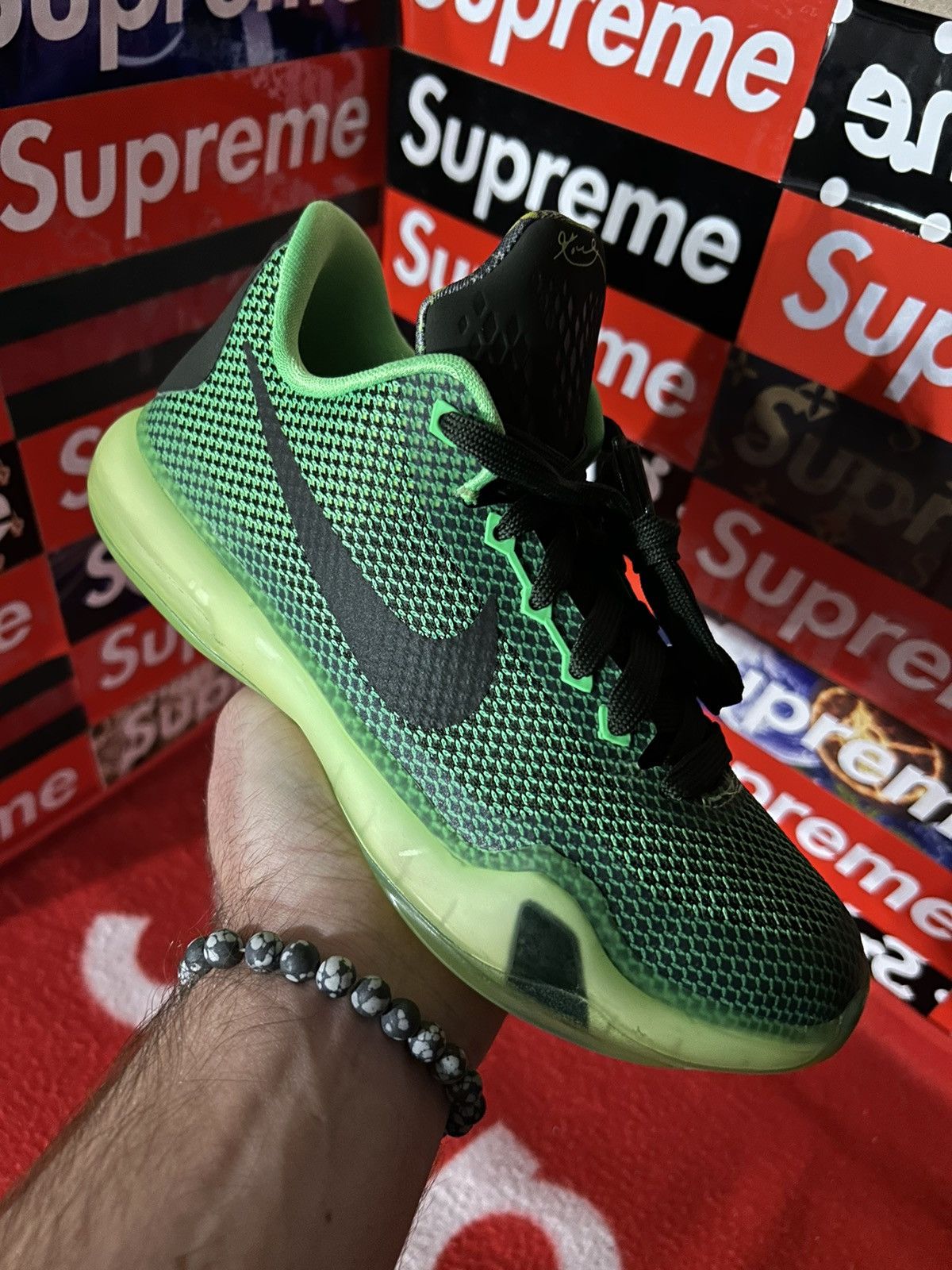 Nike Nike Kobe 10 Vino GS 726067-333 size 3.5y VNDS Size US 5 / EU 37 - 9 Thumbnail