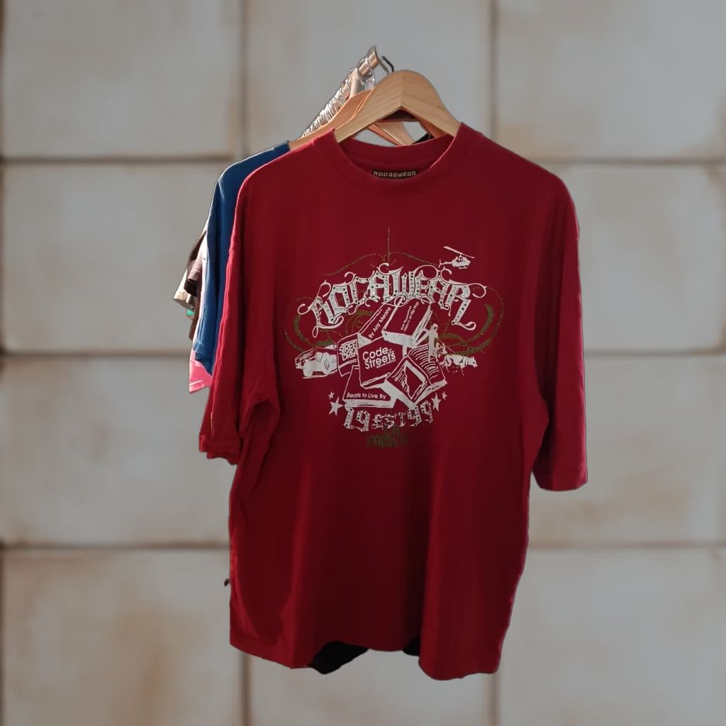 Rocawear VINTAGE Rocawear Hip Hop Streetwear T-shirt Men L Red Shirt Size US L / EU 52-54 / 3 - 1 Thumbnail
