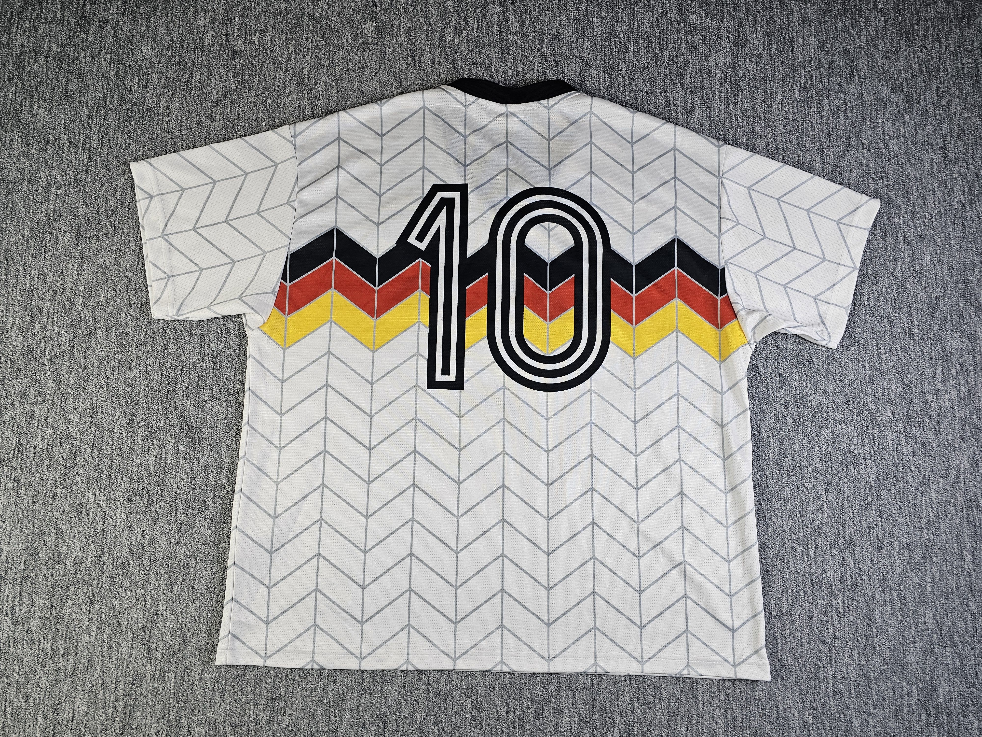 H&M Lover's FC x H&M Germany Football Shirt Mesh Relaxed XL LFC Size US XL / EU 56 / 4 - 3 Thumbnail