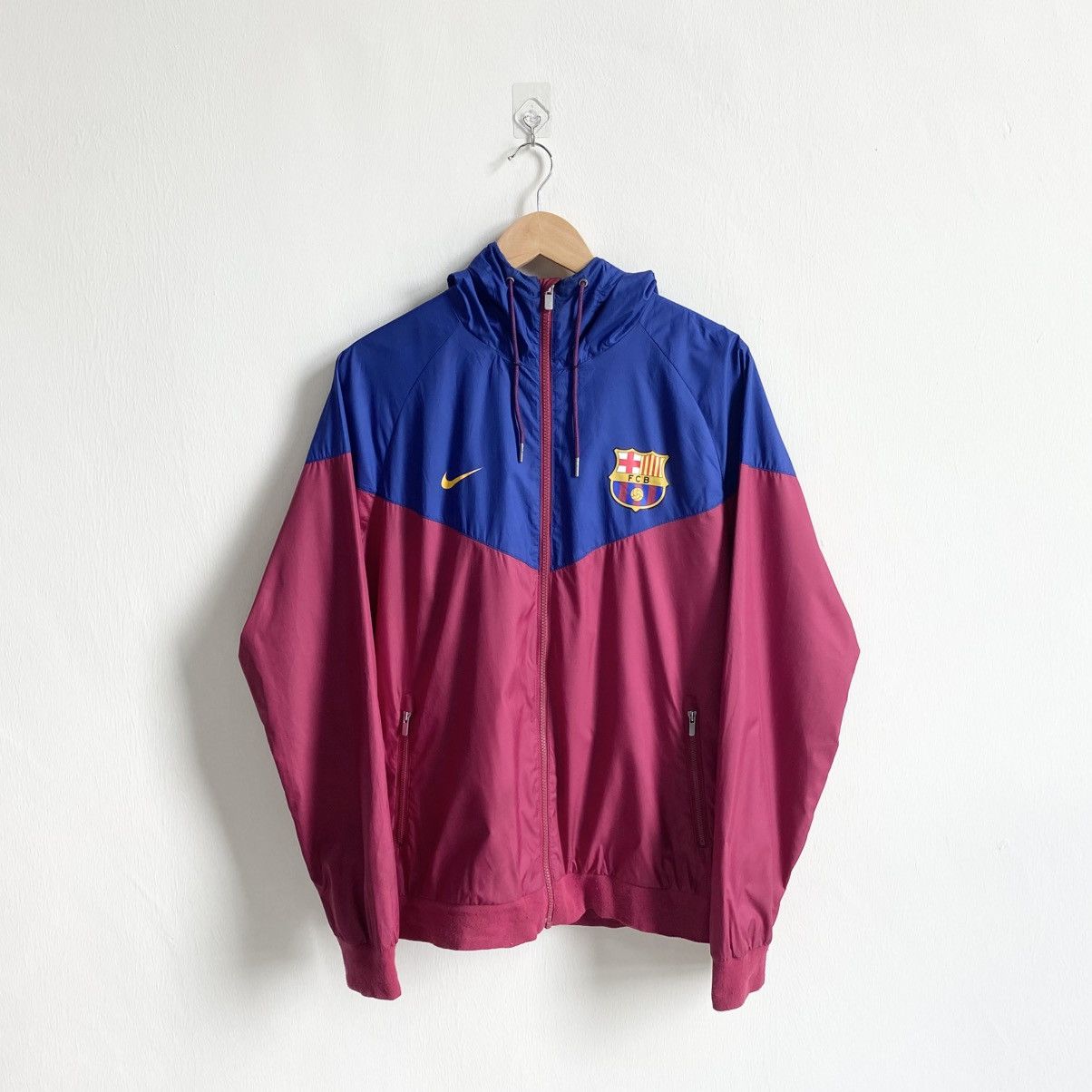 Nike NIKE FC BARCELONA WINDBREAKER Size US L / EU 52-54 / 3 - 1 Thumbnail