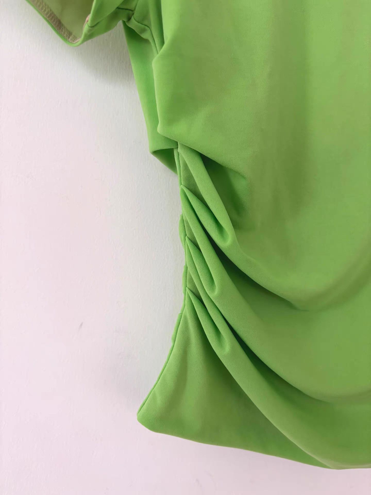 Helmut Lang Helmut Lang Asymmetrical Short Sleeve T-shirt。 Ｑ21 Size XS / US 0-2 / IT 36-38 - 4 Thumbnail