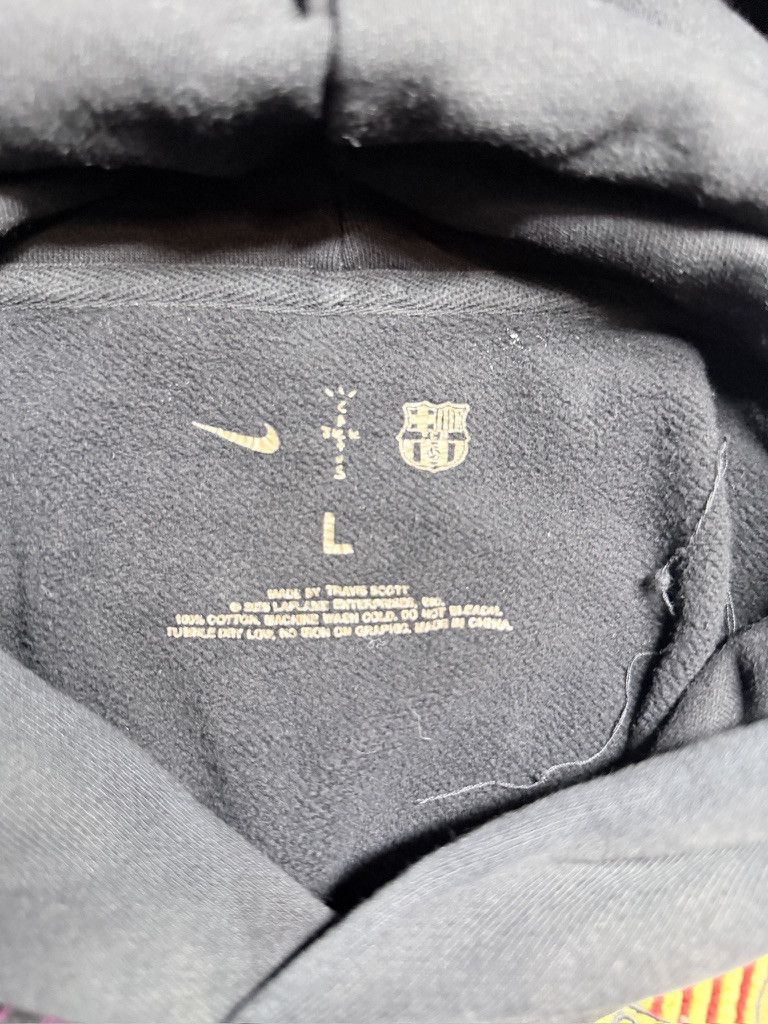 Nike × Travis Scott Travis Scott x Nike x FC Barcelona Spray Logo Hoodie Black Size US L / EU 52-54 / 3 - 4 Thumbnail