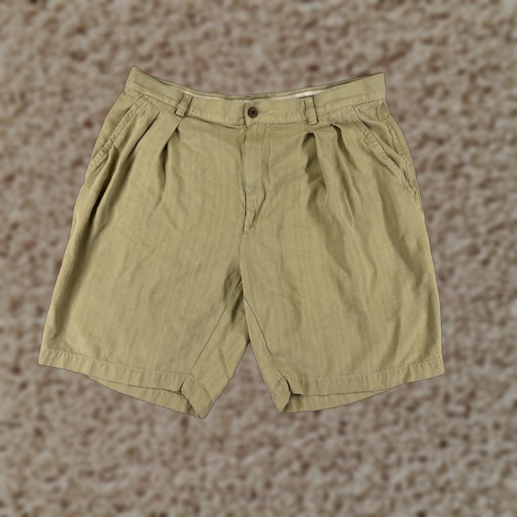 Tommy Bahama Tommy Bahama Shorts Men 34 Brown Bermuda Pleated 100% Silk Chevron Stripe 34x9 Size US 34 / EU 50 - 1 Thumbnail