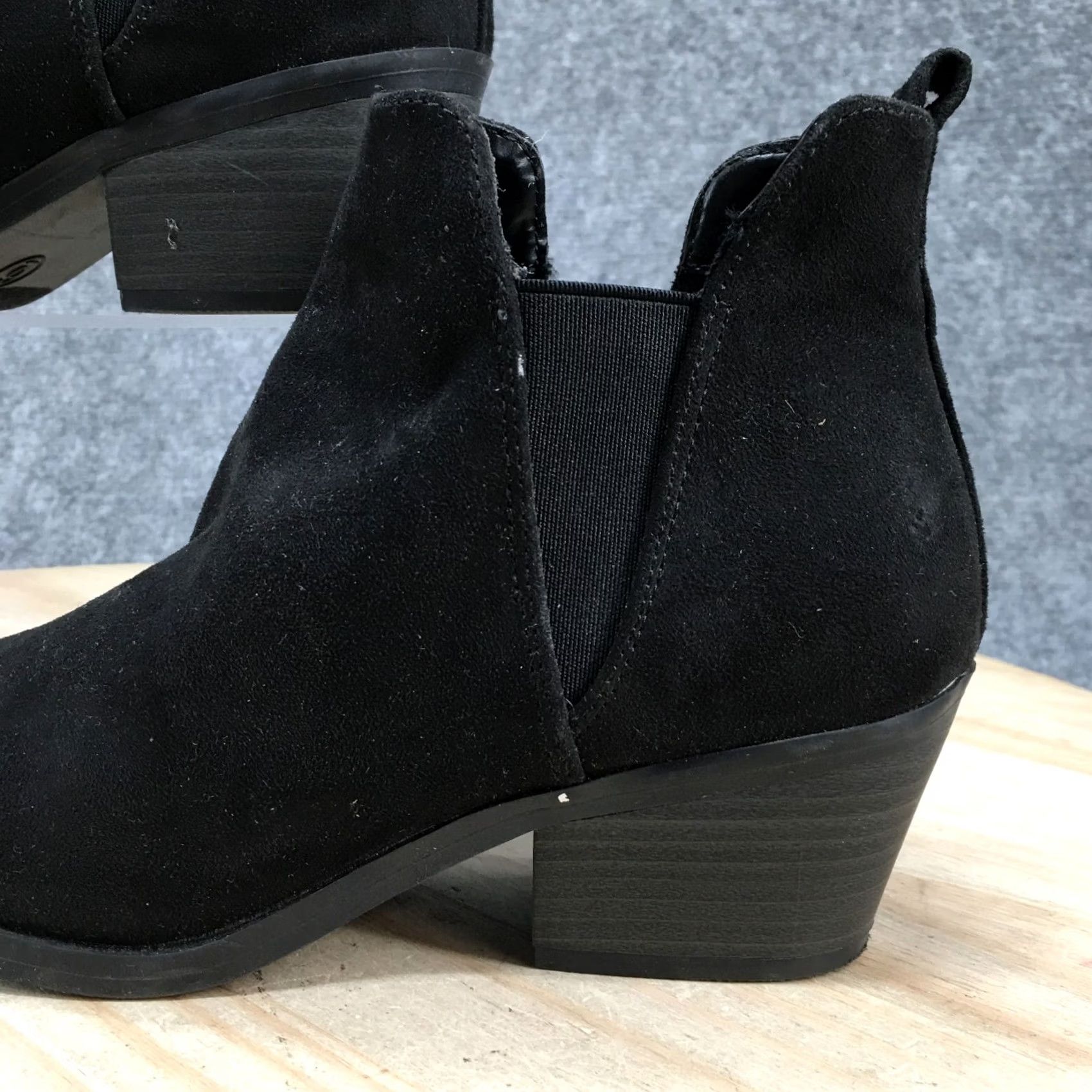Vintage Universal Thread Boots Womens 6 Sylvie Ankle Bootie Black Pull On Pointed Toe Size US 6 / IT 36 - 3 Thumbnail
