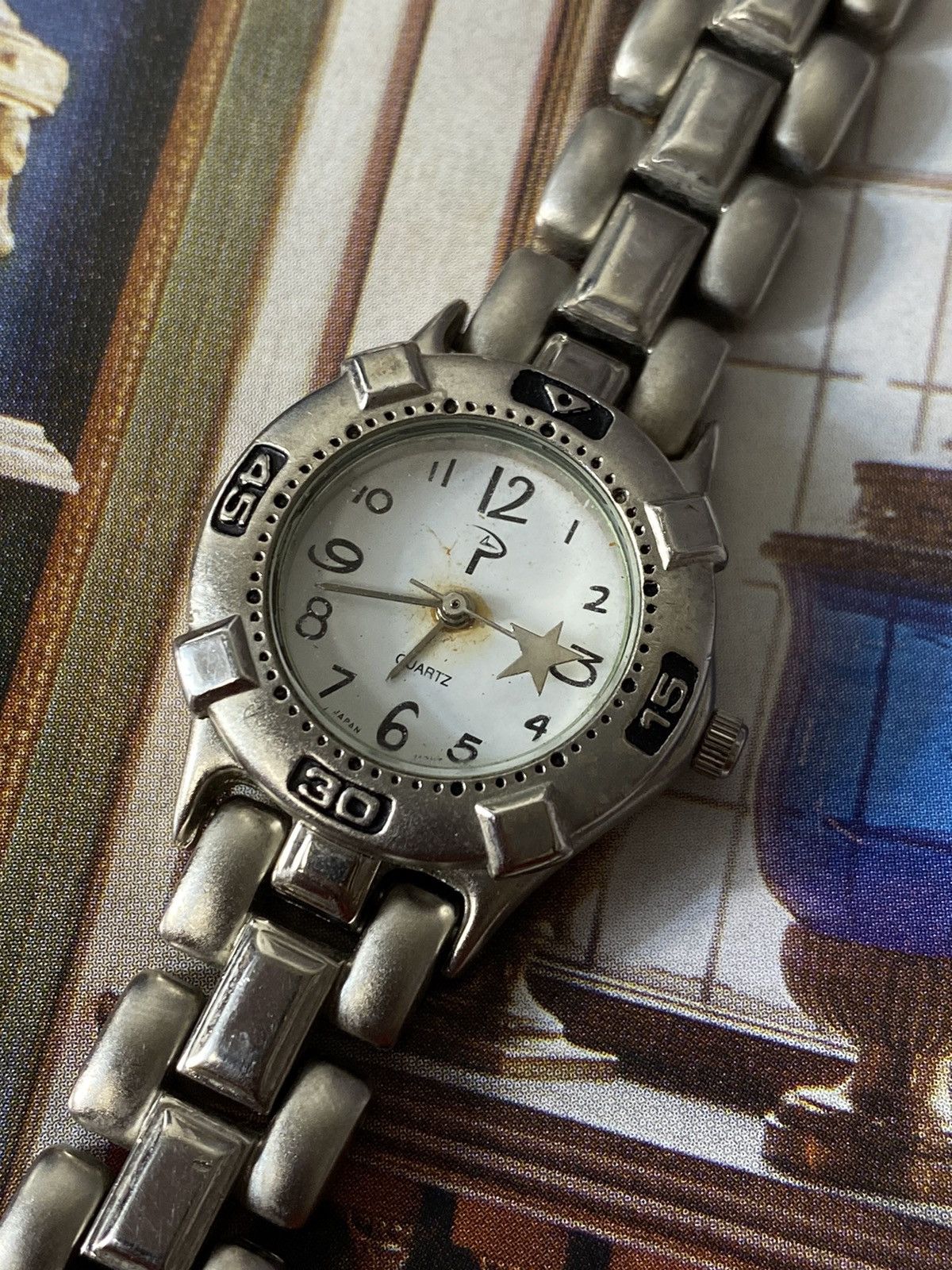 Jewelry Vintage P Quartz Star Japan Retro Watch Size ONE SIZE - 2 Thumbnail