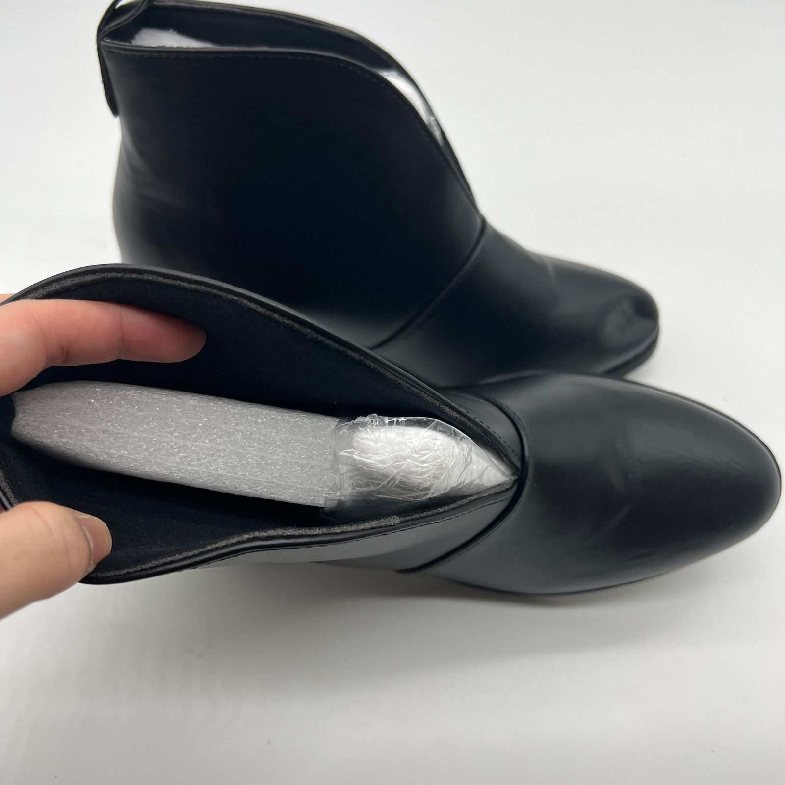 Other Women Chunky Heel Ankle BootsV Cut Fashion Slip on Size US 8 / IT 38 - 7 Thumbnail