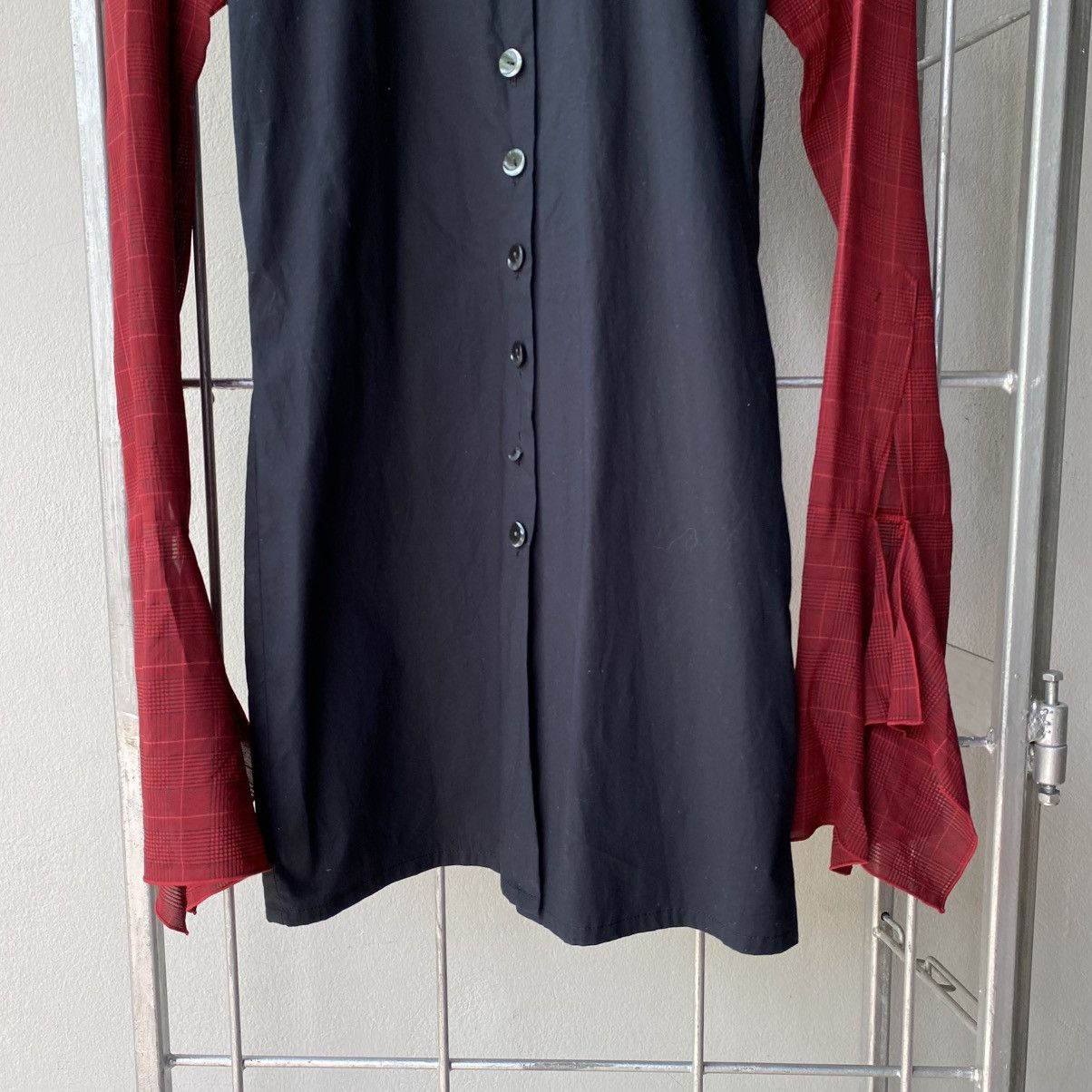 Jean Paul Gaultier JUNIOR GAULTIER Black & Red Contrast Sleeve Shirt Size S / US 4 / IT 40 - 11 Thumbnail