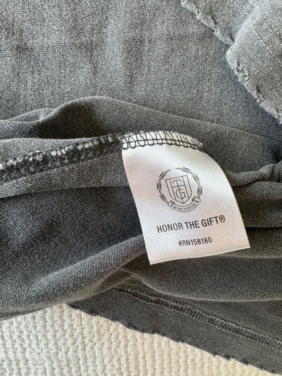 Honor the Gift Honor the gift work horse tee shirt Size US XL / EU 56 / 4 - 5 Thumbnail