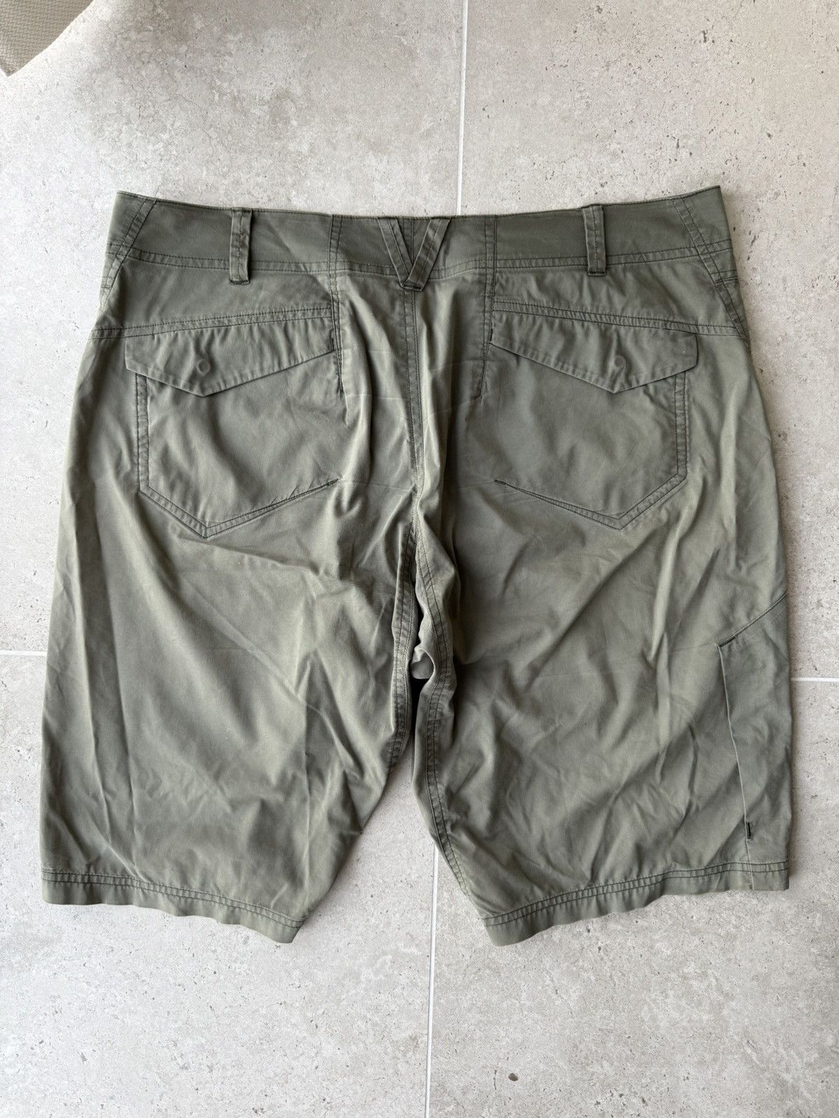Arc'teryx Arcteryx Stowe Cargo Shorts Size US 34 / EU 50 - 2 Thumbnail