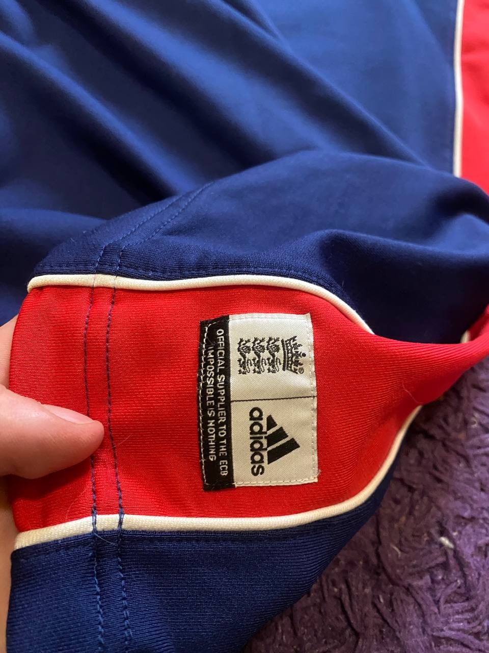 Adidas Adidas vintage sweater Size US L / EU 52-54 / 3 - 11 Thumbnail