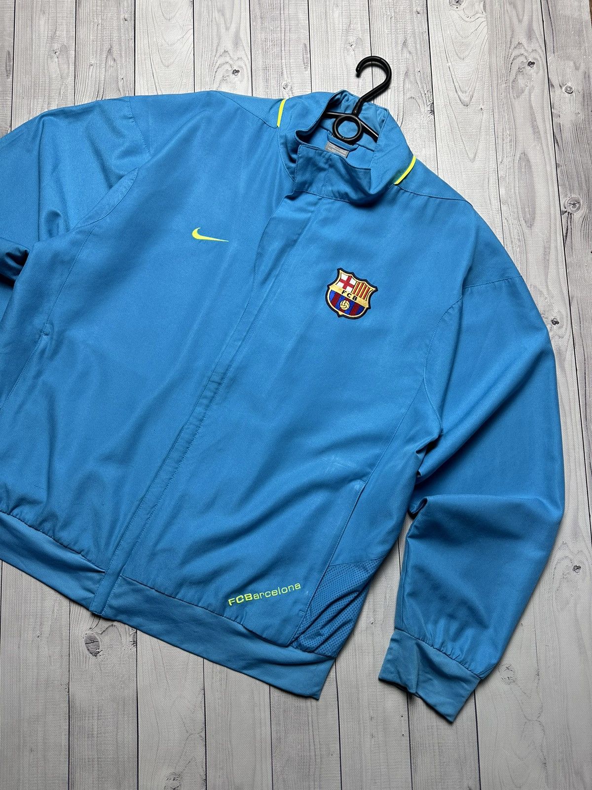 Nike × Vintage Vintage Nike Barcelona track jacket blue rare size XL Size US XL / EU 56 / 4 - 3 Thumbnail