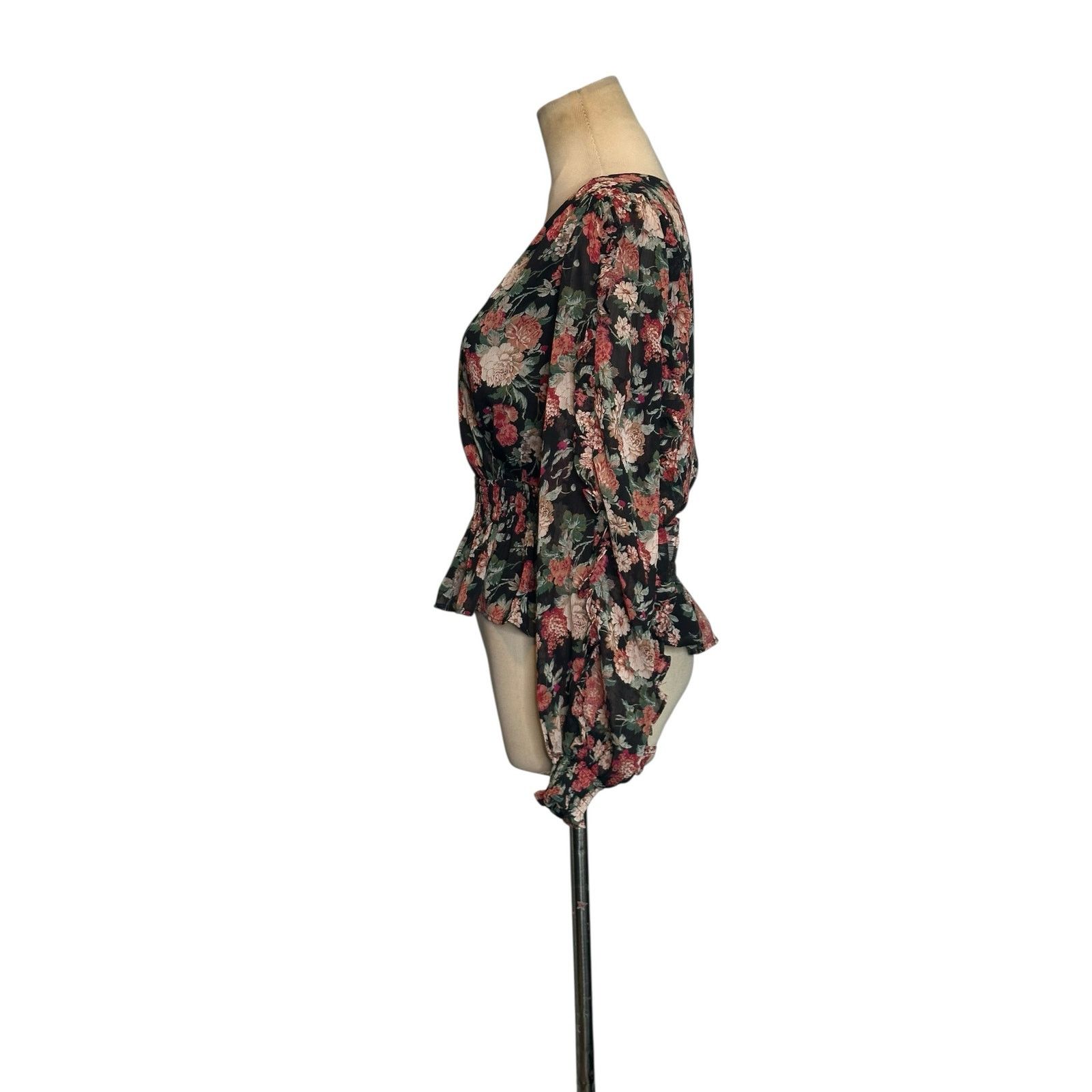 Express Express black red floral long sleeves blouse size XS Size XS / US 0-2 / IT 36-38 - 7 Thumbnail