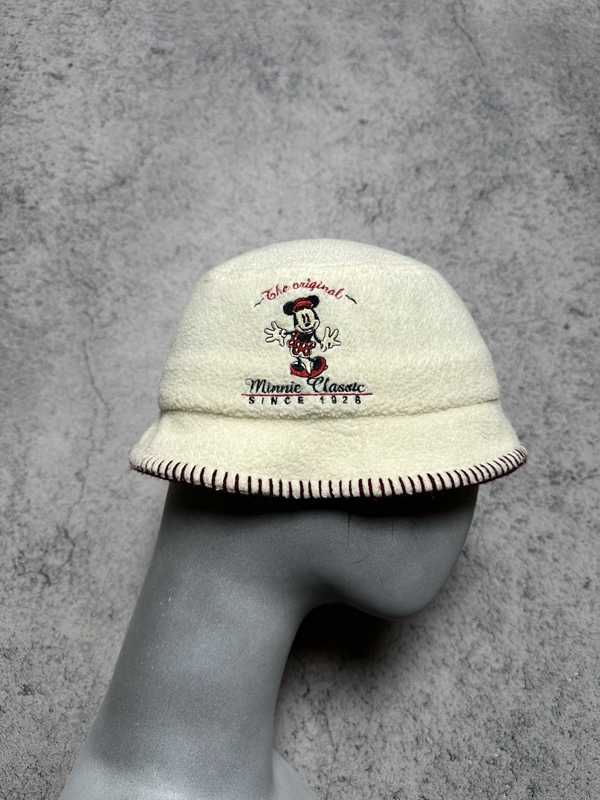 Disney Vintage 90’s Mickey Mouse Minnie Classic Fleece Bucket Hat Size ONE SIZE - 1 Thumbnail