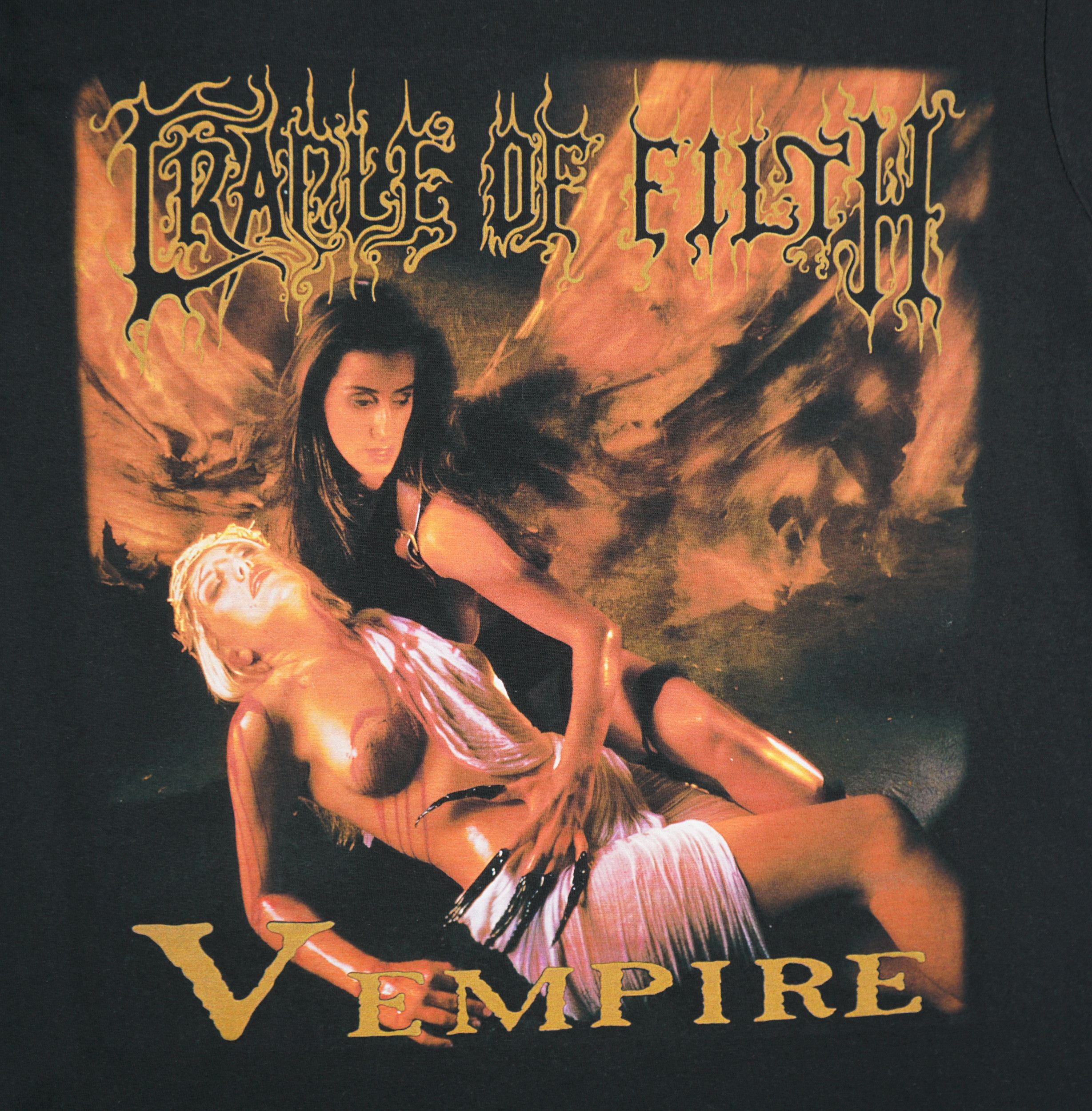 Band Tees × Vintage Vintage Cradle Of Filth Vempire T Shirt Size US XL / EU 56 / 4 - 2 Thumbnail