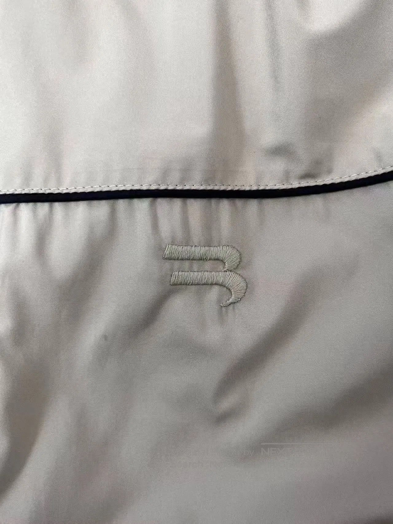 Balenciaga Balenciaga Men's Solid Stand Collar Zip Jacket. Size US S / EU 44-46 / 1 - 3 Thumbnail