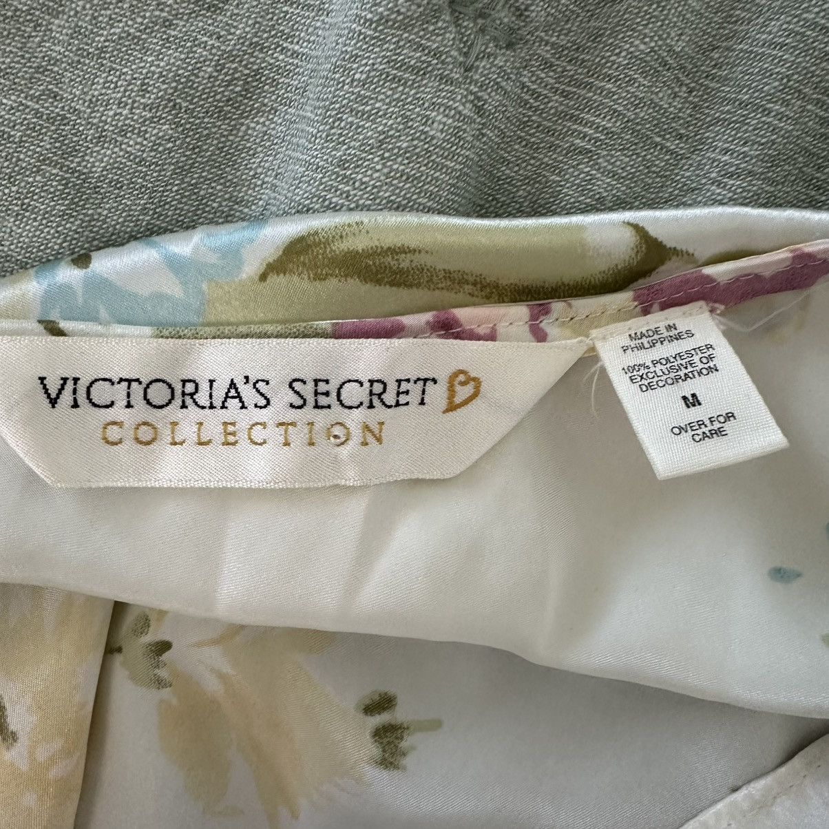 Victoria's Secret Vintage Victoria’s Secret Long Night Gown Slip Gold Label M Size M / US 6-8 / IT 42-44 - 3 Thumbnail