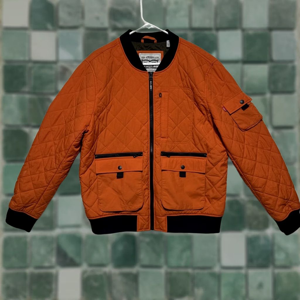 Levi's Levi's Bomber Jacket Men’s L Orange Nylon Quilted Full Zip Lightweight Insulated Spring Fall Winter Nylon Lining Size US L / EU 52-54 / 3 - 1 Thumbnail