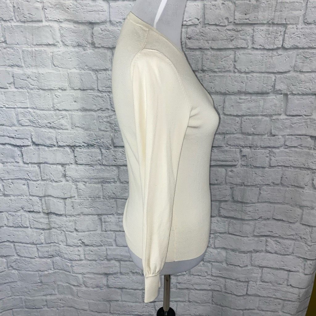 Gap GAP women M Crewneck Longsleeve classic sweater off white Size M / US 6-8 / IT 42-44 - 4 Thumbnail