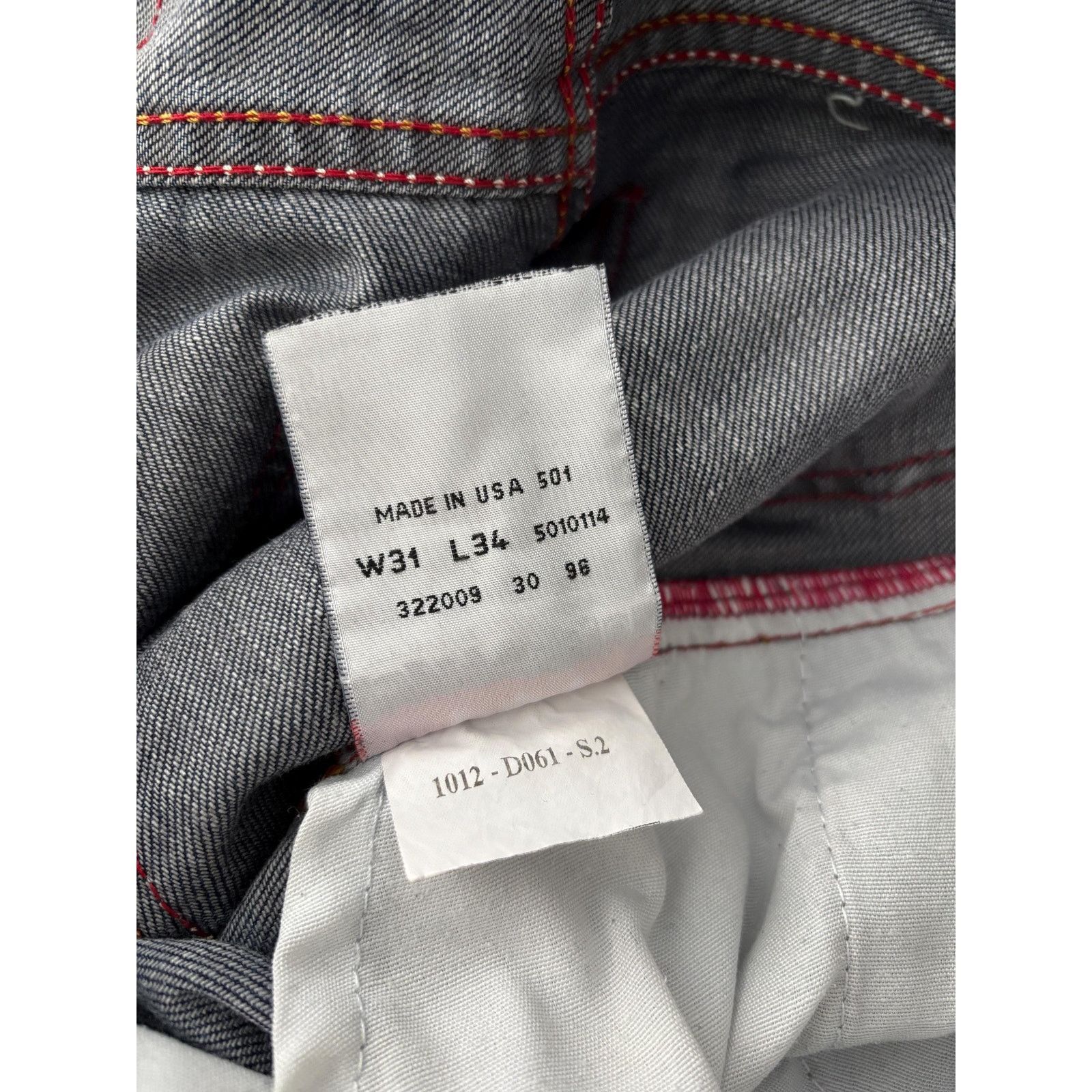 Levi's Levi’s 501 Made USA W31 Slim Fit 1996 Red Tab Rare Archive Size US 31 - 10 Thumbnail
