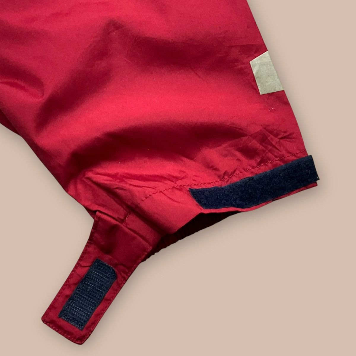 Nike Nike Windbreaker USA Track&Field Y2K Olympic Red Jacket Size US L / EU 52-54 / 3 - 19 Thumbnail