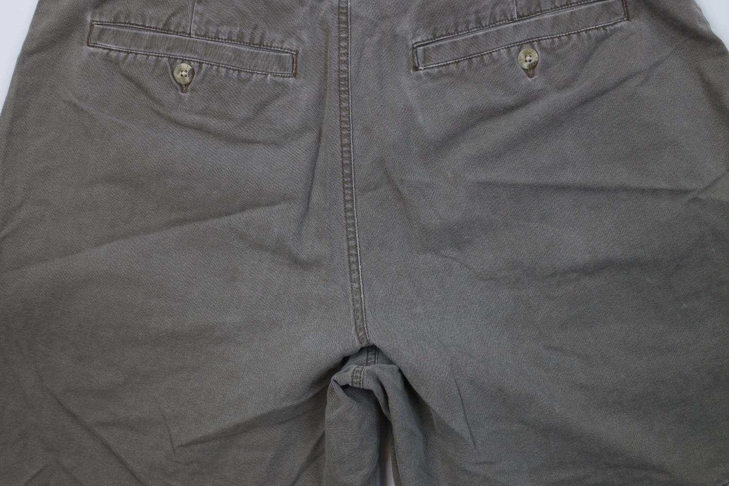 Columbia Vintage 90s Columbia Above Knee Canvas Cargo Shorts Cotton Size US 34 / EU 50 - 10 Thumbnail