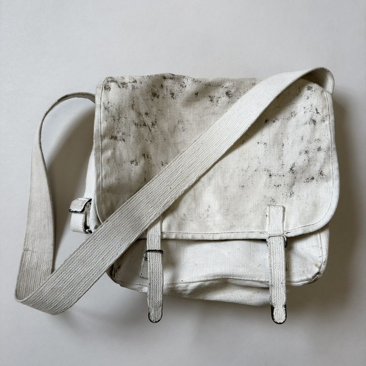 Maison Margiela ⓪ ① ⓪ Artisanal White Painted Army Satchel Size ONE SIZE - 24 Thumbnail
