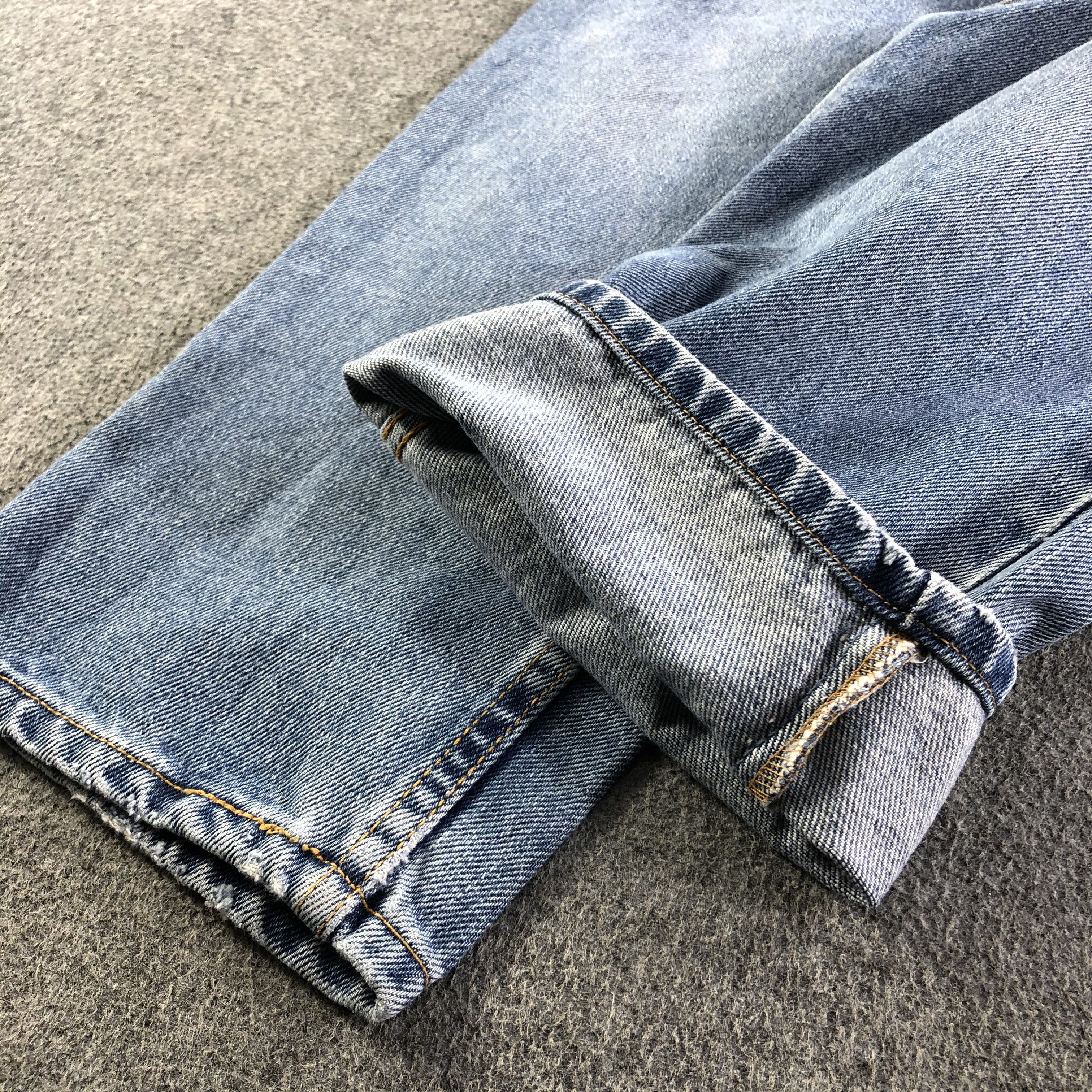 Levi's Vintage Blue Wash Levis 550 Jeans-J3470 Size US 33 - 6 Thumbnail