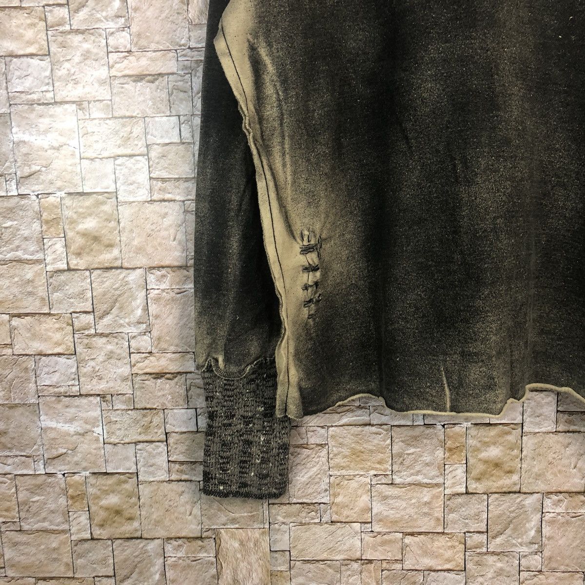 Vintage DLL The Frederichoms spain faded ripped Sweatshirt #A66 Size US XL / EU 56 / 4 - 4 Thumbnail