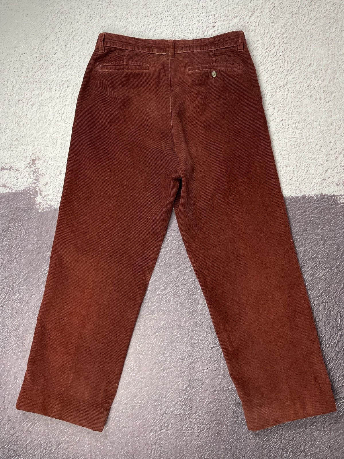 L.L. Bean L.L. Bean vintage corduroy burgundy casual pants Size US 34 / EU 50 - 11 Thumbnail