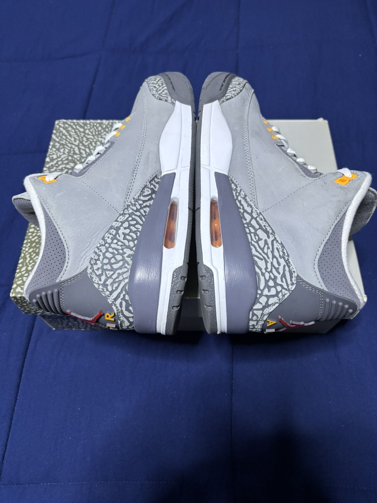 Jordan Brand Jordan 3 Retro Cool Grey 2021 Size 10 Size US 10 / EU 43 - 2 Thumbnail
