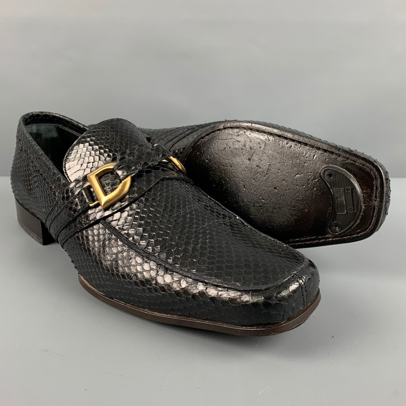 Dolce & Gabbana DOLCE & GABBANA Black Textured Leather Slip On Loafers Size US 7 / EU 40 - 5 Thumbnail