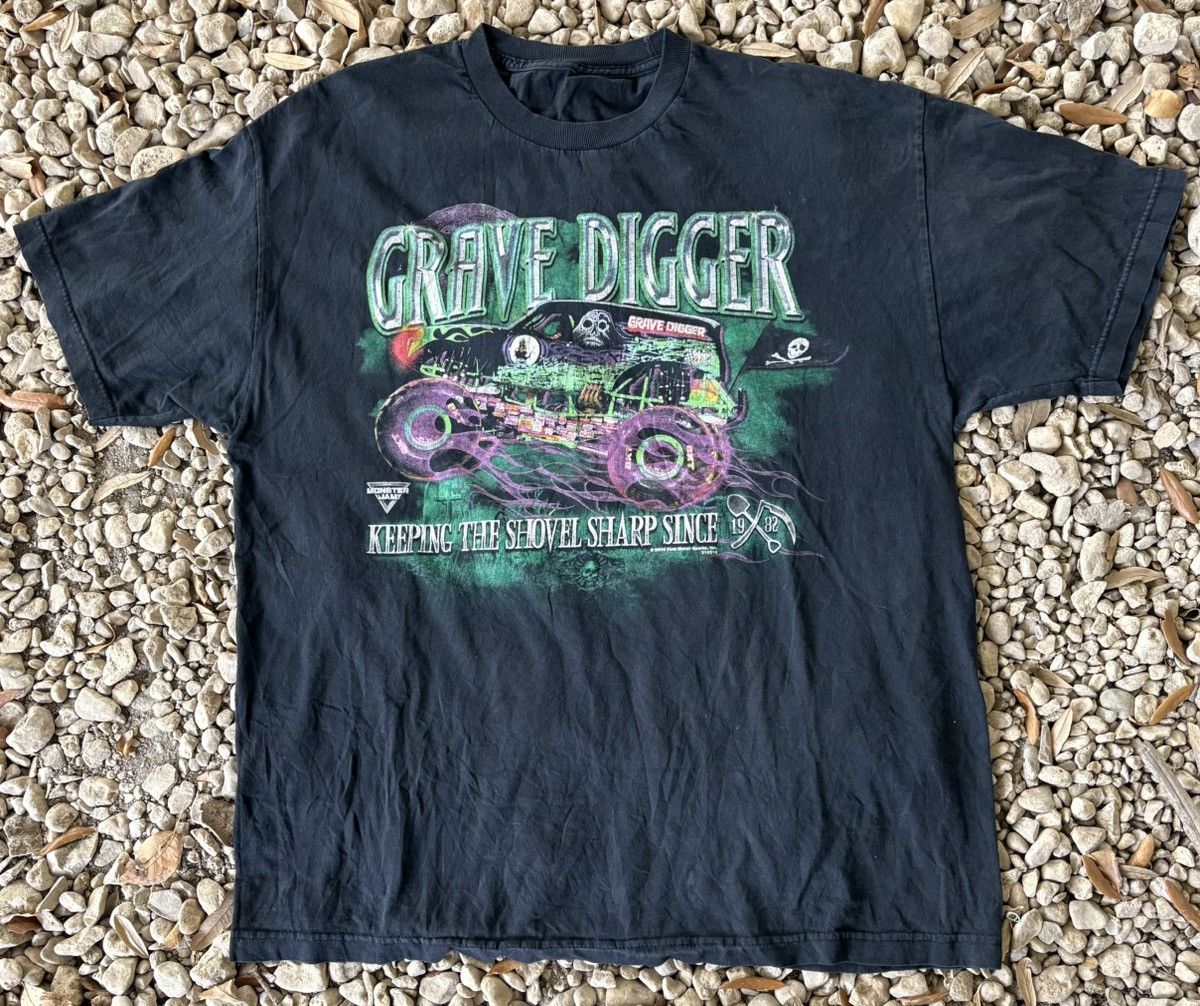 Other 2016 Grave Digger Monster Jam Shirt Size US XL / EU 56 / 4 - 1 Preview