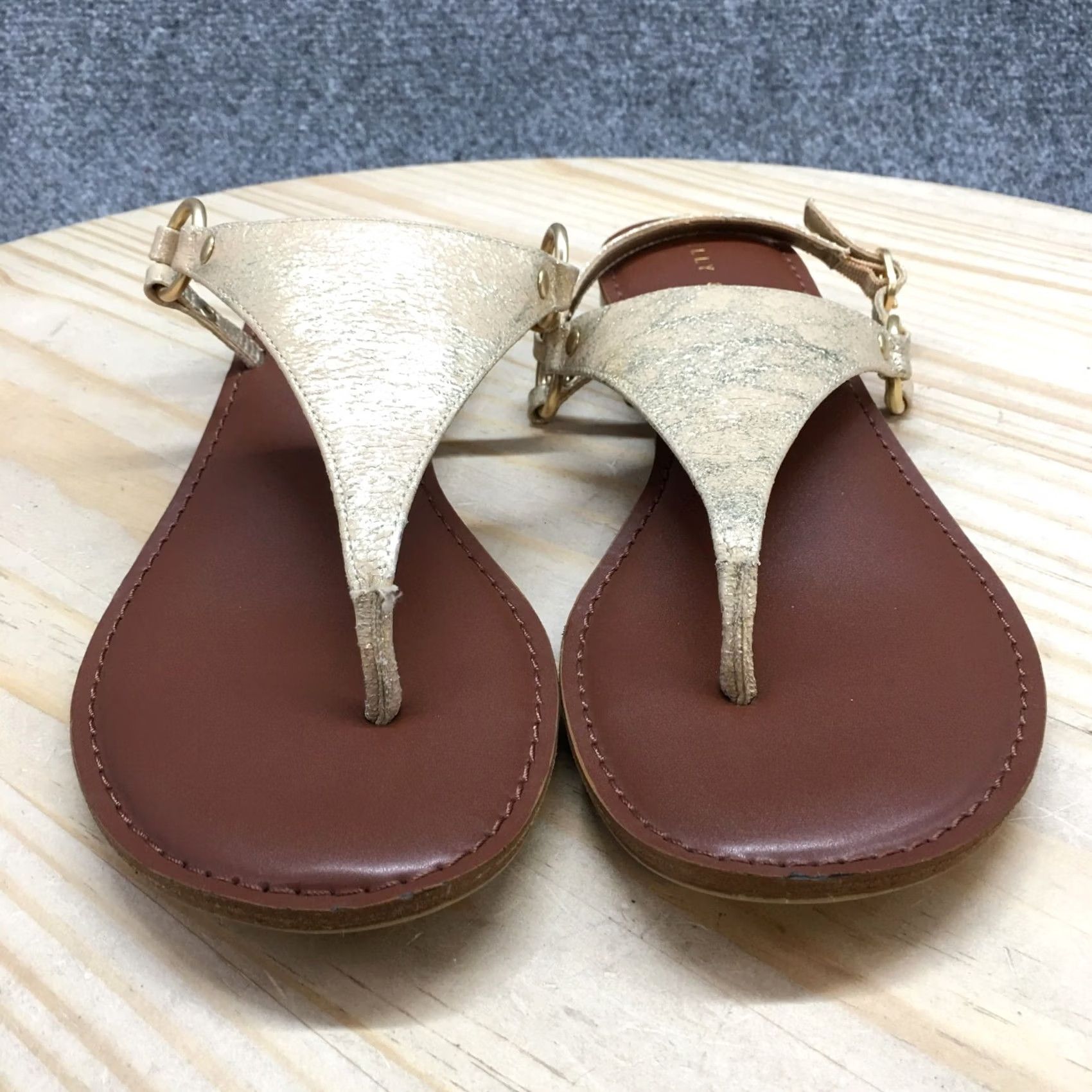 Vintage Kelly And Katie Sandals Womens 9 Bania Casual Slingback Gold Faux Leather Flat Slip-On Adjustable Buckle Shoes Size US 9 / IT 39 - 4 Thumbnail