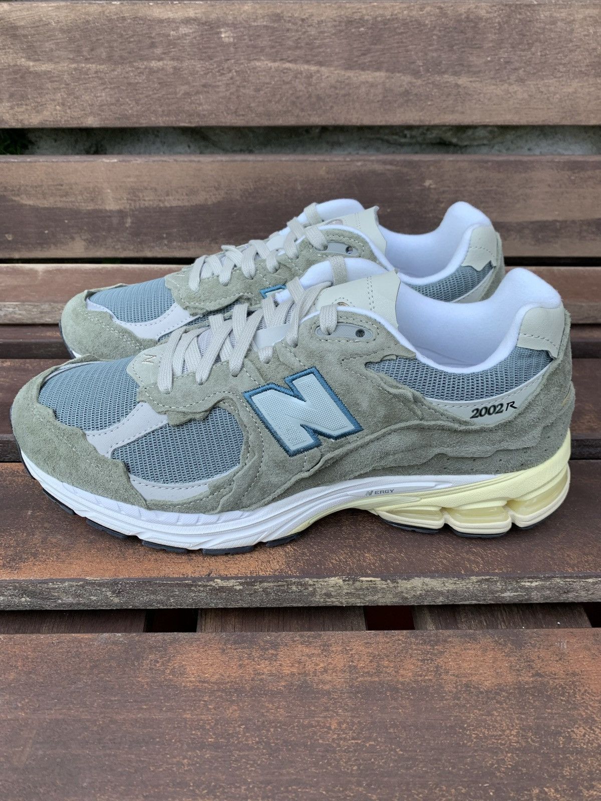 New Balance New Balance 2002R Protection Pack Mirage Gray Japan M2002RD Size US 9 / EU 42 - 4 Thumbnail