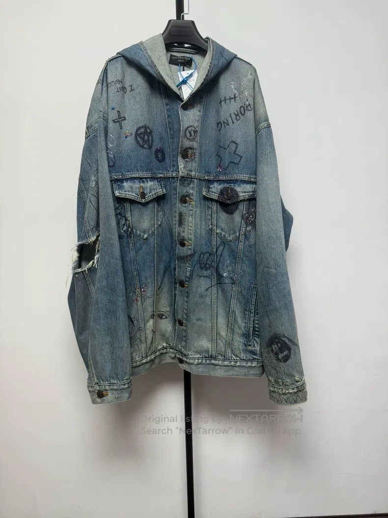 Balenciaga Balenciaga Graffiti Printed Hooded Denim Jacket Size US L / EU 52-54 / 3 - 1 Thumbnail