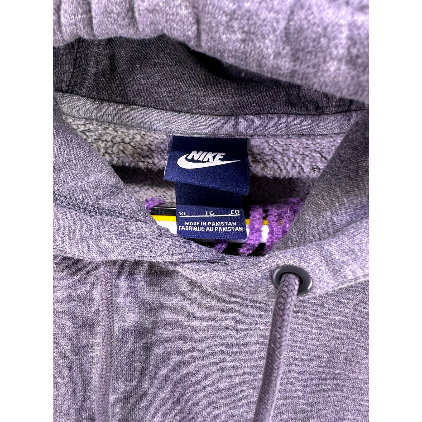 Nike Vintage Nike Gray Hoodie Size XL Size US XL / EU 56 / 4 - 7 Thumbnail