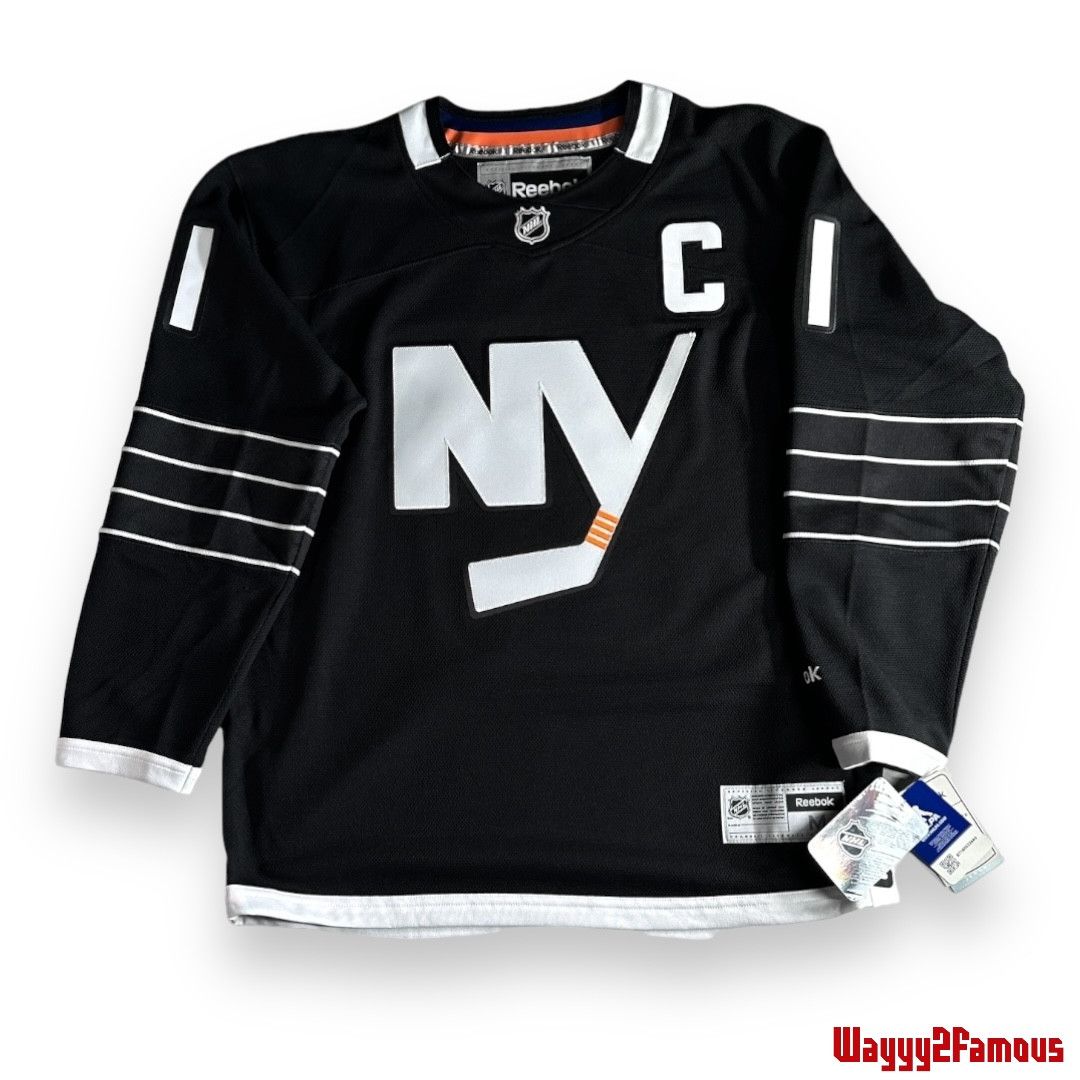 image of Nhl x Reebok John Tavares Islanders Third Jersey NWT in Black, Men's (Size Medium)