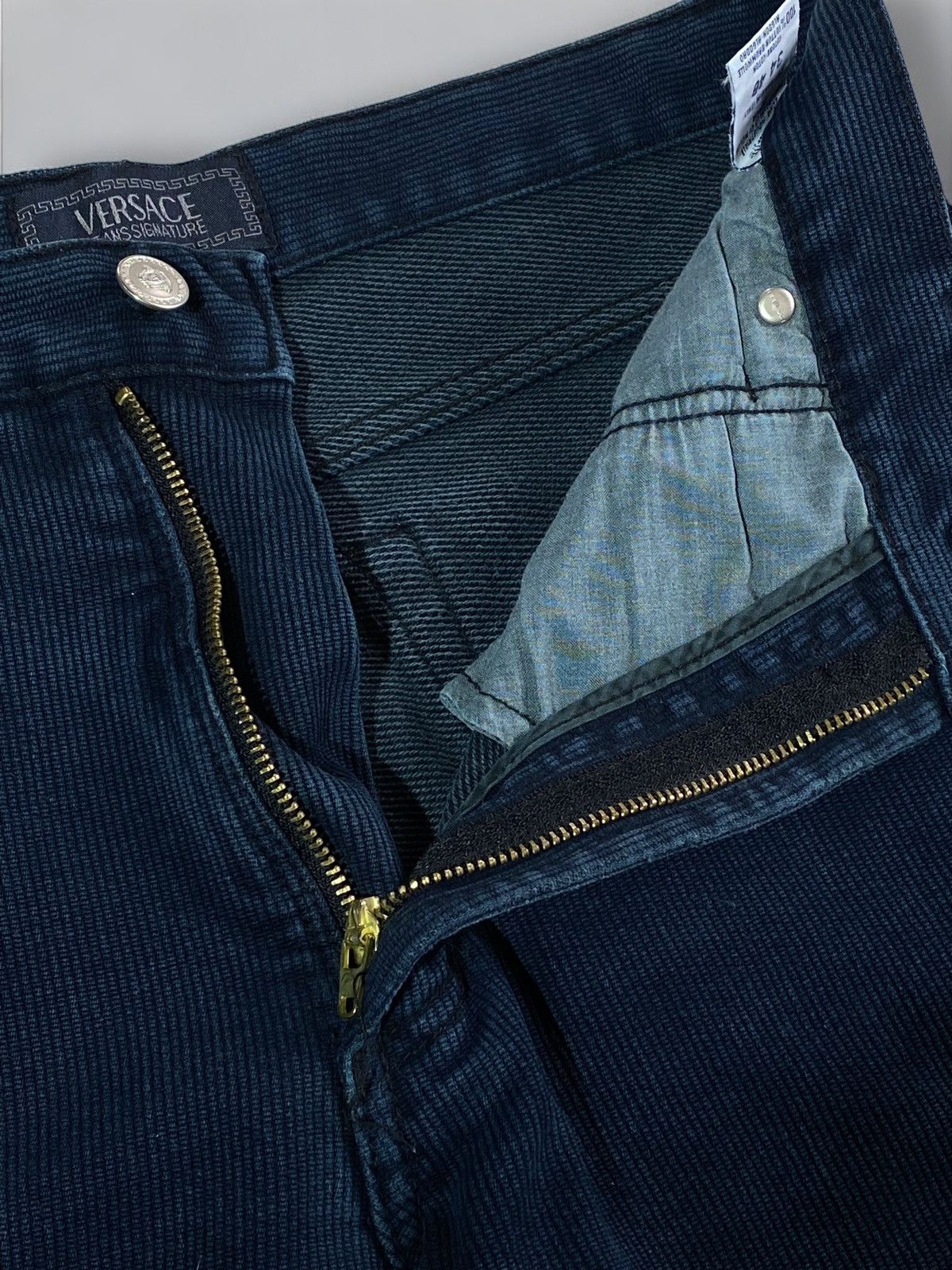 Versace 🔥 VERSACE JEANS SIGNATURE MEDUSA LOGO MADE IN ITALY 90s Size US 34 / EU 50 - 15 Thumbnail