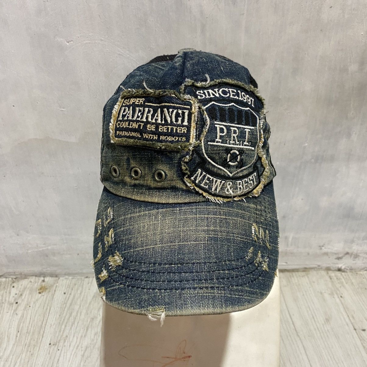 If Six Was Nine 2000s denim distressed patchwork ring trucker cap lgbstyle Size ONE SIZE - 1 Thumbnail