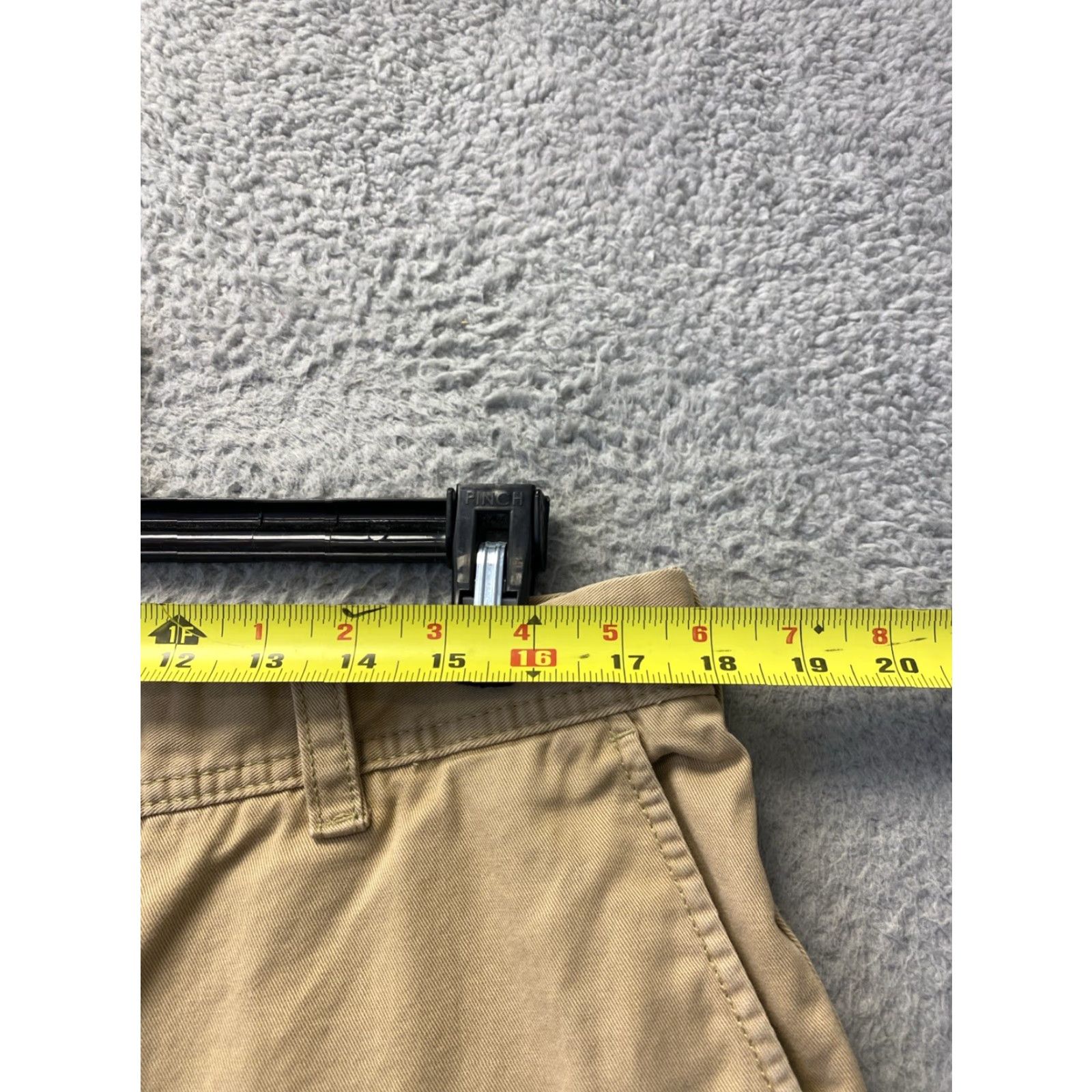Izod VINTAGE Izod Men's Chino Shorts Size 36 Casual Cotton Tan Men Size US 36 / EU 52 - 3 Thumbnail