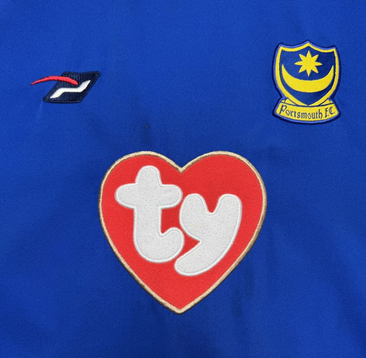 Vintage Portsmouth 2003 2005 Home Shirt Soccer Jersey Pompey Sport Size US XL / EU 56 / 4 - 7 Thumbnail