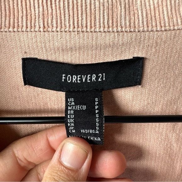 Forever 21 Forever 21 Corduroy Utility Jacket Sz Small S Size S / US 4 / IT 40 - 2 Thumbnail