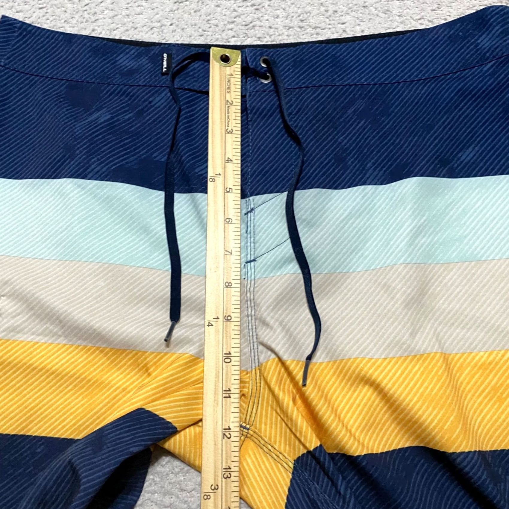 O'Neill O'Neill Mens Board Shorts Multicolor Striped 34 Bermuda Inseam 9" Quick Dry Pockets Logo Zip Mens Size US 34 / EU 50 - 6 Thumbnail