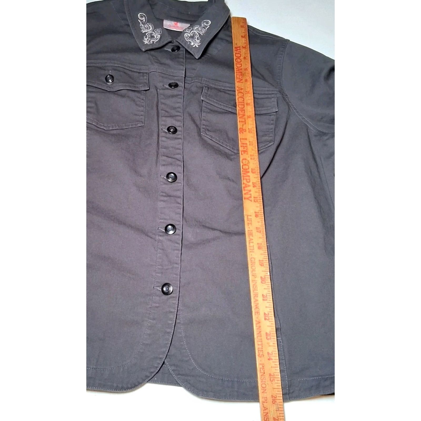Quacker Factory VINTAGE? The Quacker Factory Jacket Plus Size 1X Embroidered Studded Rhinestone Gray Size XL / US 12-14 / IT 48-50 - 7 Thumbnail